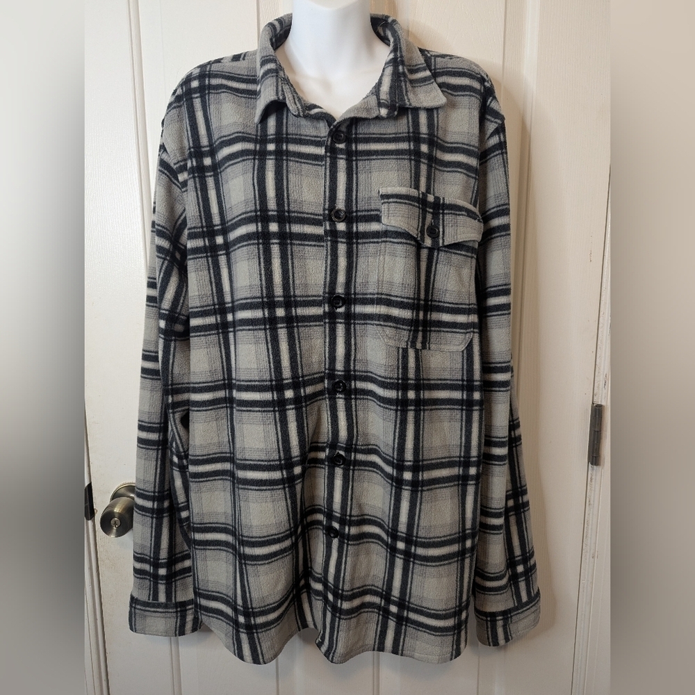 Billabong Black and White Plaid Casual Shirt